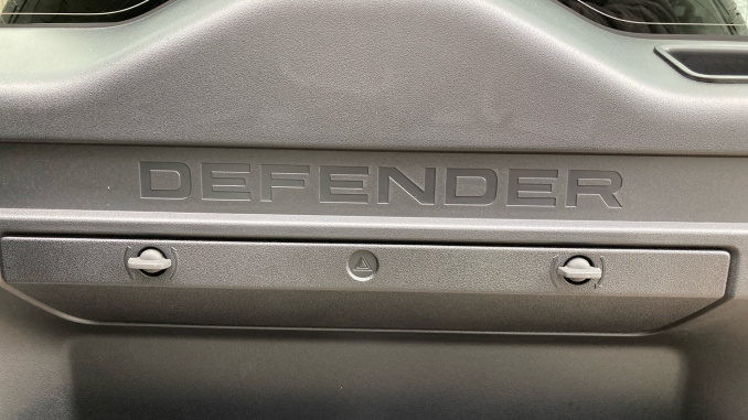 Land Rover Defender 3.0 D350 X-Dynamic HSE 130 5dr Auto Diesel Estate - Image 42